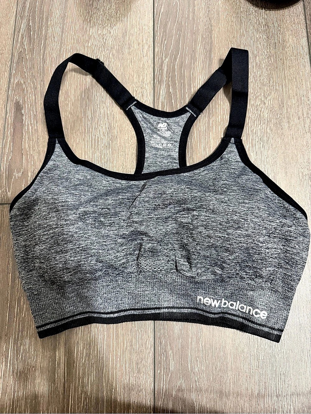 New Balance Seamless Racerback Sports Bra Gray & Black Medium